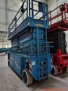 Holland Lift Combistar N-265EL13 4WDS Elektro 28,20 m
