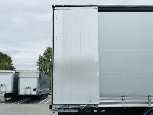 Schmitz Cargobull Curtainsider Coil – Bild 11